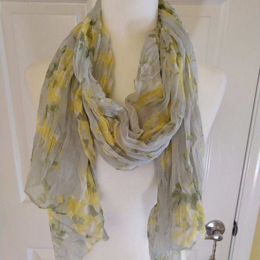 Denim & Co Spring Floral Scarf NEW